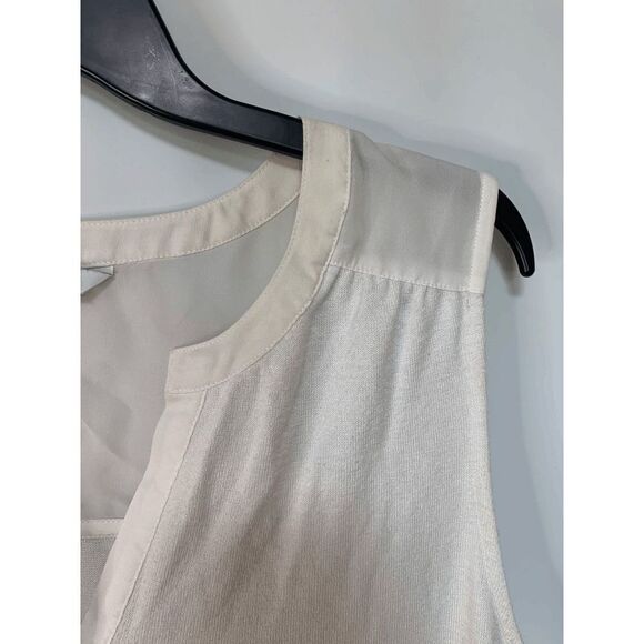 41 Hawthorn V Neck Sleeveless Top - Picture 8 of 9